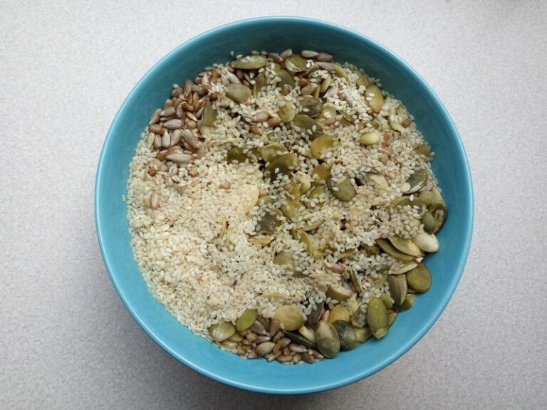 Chleb z ziaren bez mąki. Pycha!