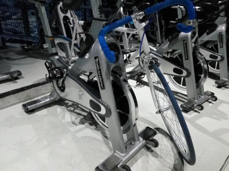 Indoor Cycling w parach