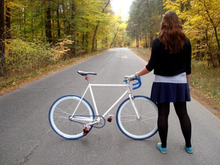 Ostre koło w budowie – cz. IV. Wymiana ramy