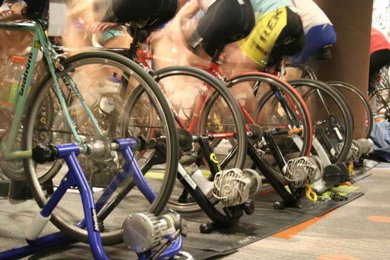 Chcę zacząć się ruszać! Bieganie czy rower?