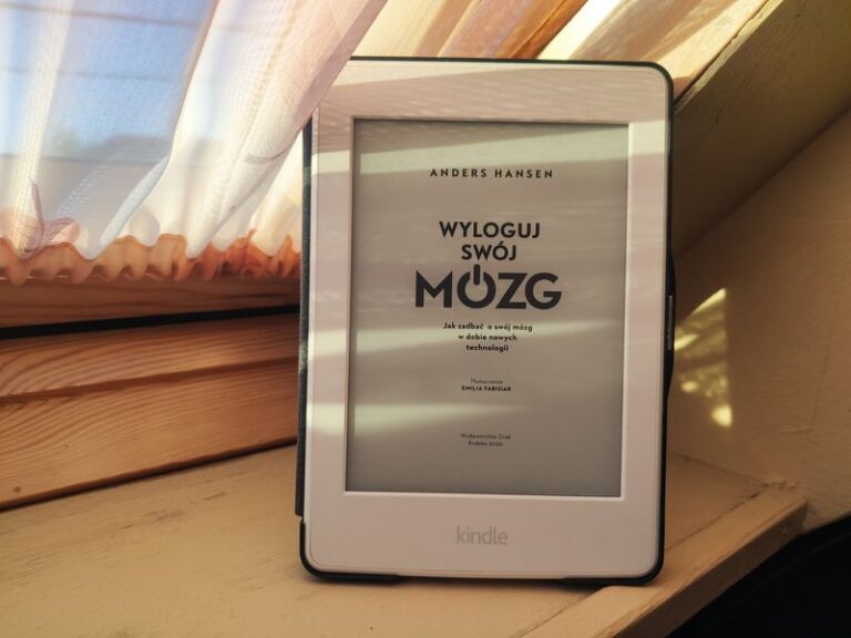 Wyloguj swój mózg. Ile razy dziennie klikasz bez celu w aplikacje?